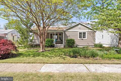 221 ORCHARD AVENUE, BURLINGTON, NJ 08016