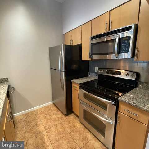2111 WISCONSIN AVENUE NW, WASHINGTON, DC 20007