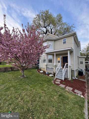 808 W KING STREET, MARTINSBURG, WV 25401