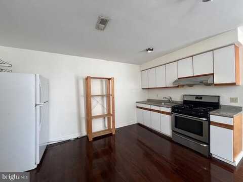 222 N 9TH STREET, PHILADELPHIA, PA 19107