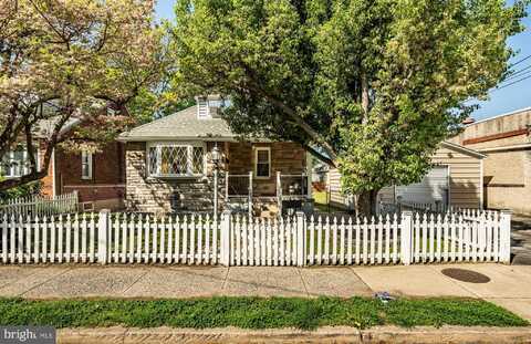 1016 LEIPER STREET, CRUM LYNNE, PA 19022