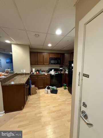 80 NASSAU STREET, PRINCETON, NJ 08542