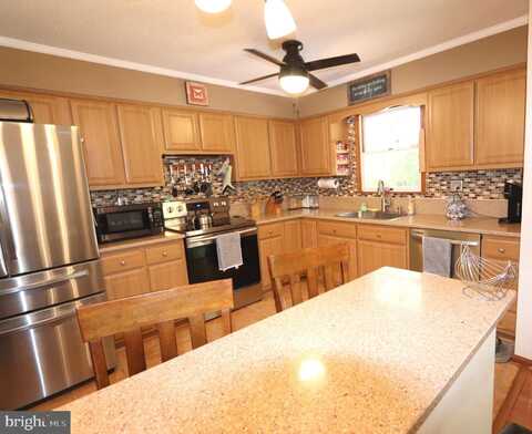 3901 STONEYBROOK ROAD, WHITE PLAINS, MD 20695