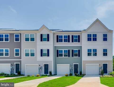443 17TH AVENUE, RANSON, WV 25438