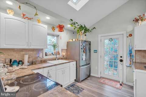 103 CRESTMONT TERRACE, MOUNT LAUREL, NJ 08054