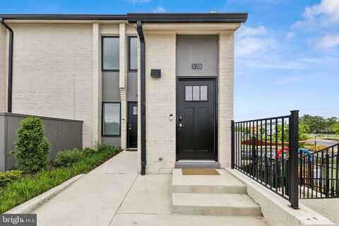 19520 VILLAGE WALK DRIVE, MONTGOMERY VILLAGE, MD 20886