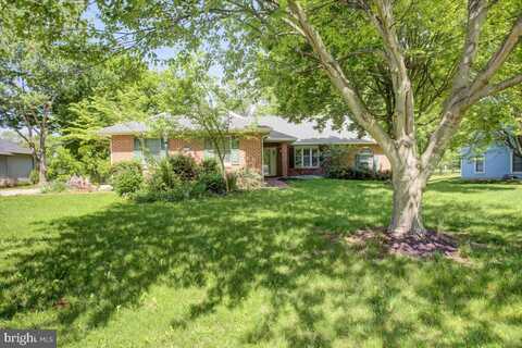 6872 FAIRWAY DRIVE EAST E, CHAMBERSBURG, PA 17202