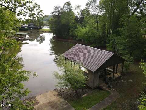 500 Candy Creek Private Drive, Blountville, TN 37617