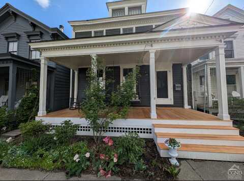 323 Union Street, Hudson, NY 12534