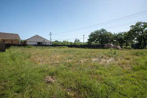 102 Madrona Lane, Fredericksburg, TX 78624