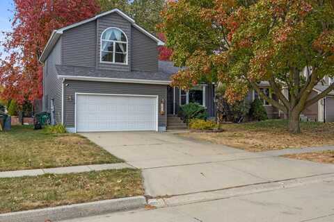 142 25th Court, West Des Moines, IA 50265
