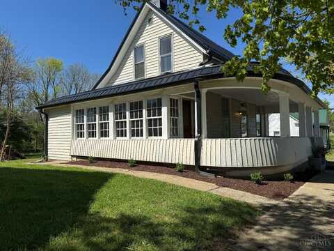 245 West Street, New Vienna, OH 45159