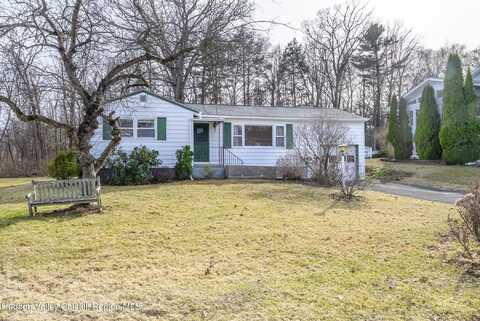 21 Arthur Lane, Saugerties, NY 12477