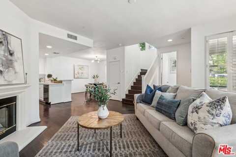 2460 E Villa St, Pasadena, CA 91107