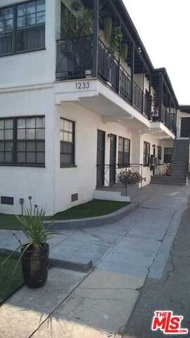 1233 Gordon St, Los Angeles, CA 90038