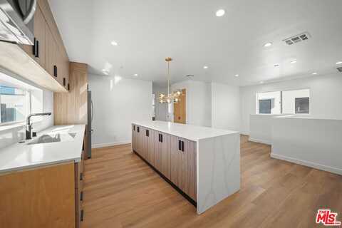 819 N Mccadden Pl, Los Angeles, CA 90038