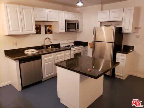 13757 VANOWEN ST, VAN NUYS, CA 91405