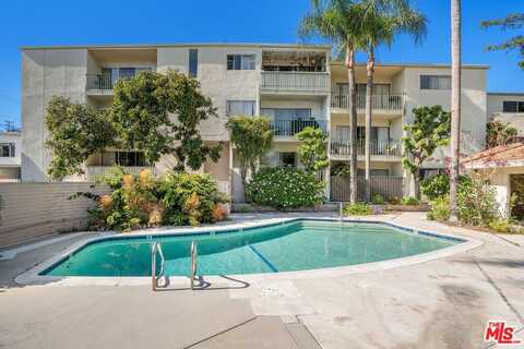 10240 Camarillo St, Toluca Lake, CA 91602