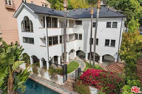 15257 Encanto Dr, Sherman Oaks, CA 91403