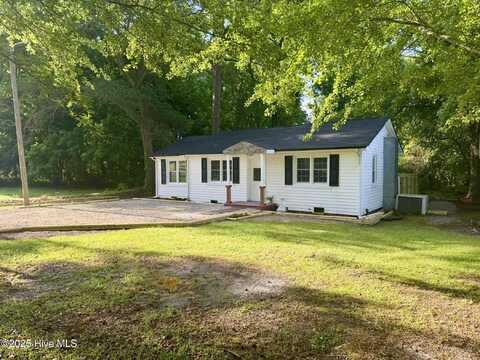 6305 Vance Street, Bailey, NC 27807