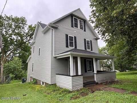 1021 LOUISA STREET, Williamsport, PA 17701