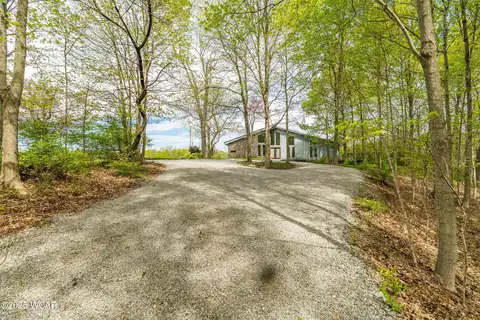 2220 Riverside Dr, Sidney, OH 45365