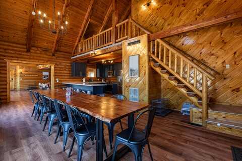 680 W Arrowhead DR, Panguitch, UT 84759