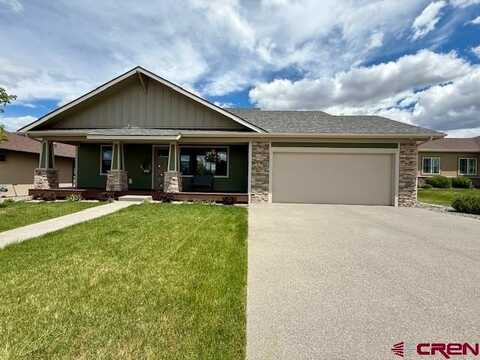 3509 Woodbridge Place, Montrose, CO 81401