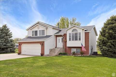 3035 N 2575 W, Farr West, UT 84404