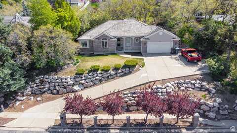 889 E BEN LOMOND S, South Ogden, UT 84403