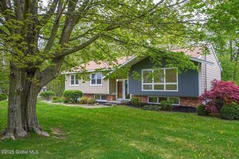 556 Swaggertown Road, Glenville, NY 12302