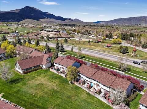 890 E HAMLET N, Midway, UT 84049