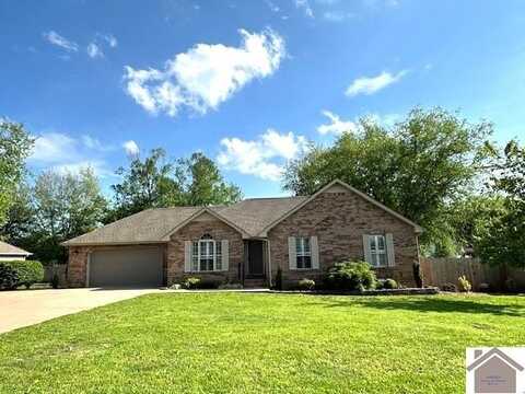 2209 Carol Drive, Murray, KY 42071