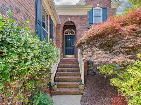 2825 Redfield Drive, Charlotte, NC 28270