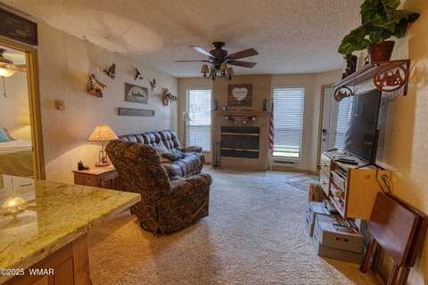 2700 S White Mountain Road, Show Low, AZ 85901
