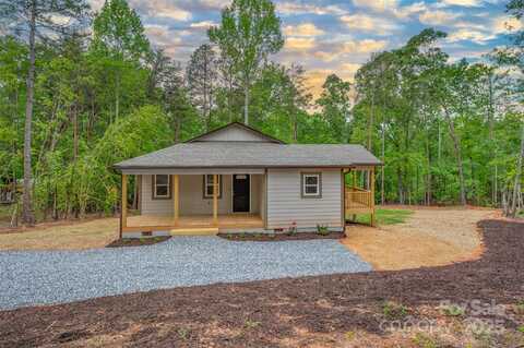 371 Amber Oaks Drive, Rutherfordton, NC 28139