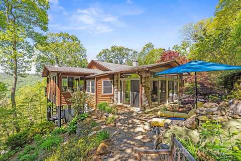 605 Upper Sondley Drive, Asheville, NC 28805