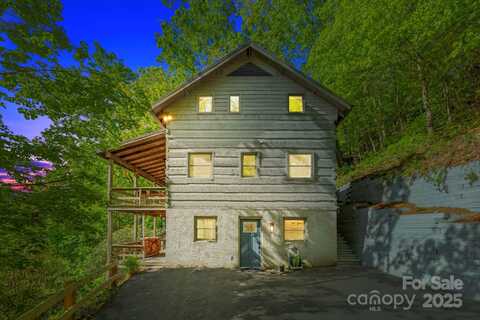 131 John Knox Road, Montreat, NC 28757