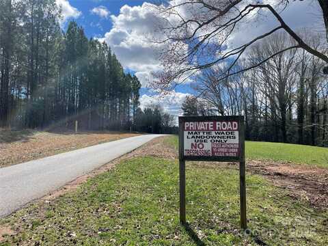 3113 Mattie Wade Road, Sherrills Ford, NC 28673