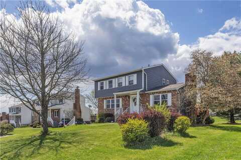 135 Rizzi Dr, Penn, PA 15642