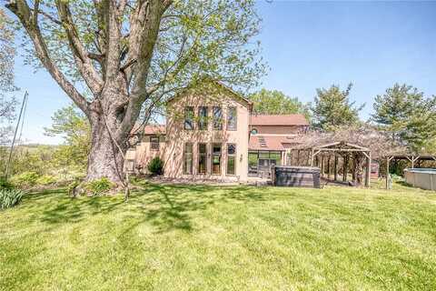 9 Saw Mill Ln, Washington, PA 15340