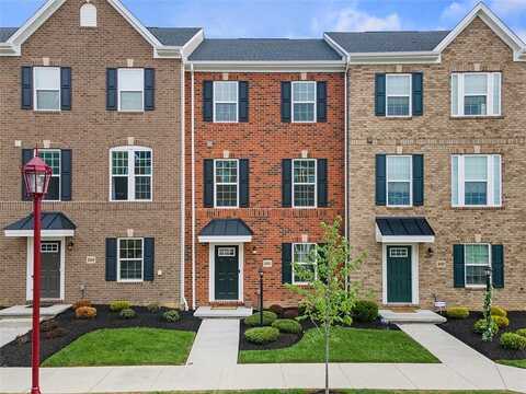 202 Amon St, Cranberry Twp, PA 16066