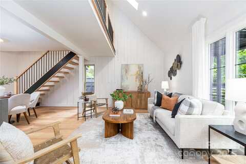 6501 Piney Path Road, Charlotte, NC 28212