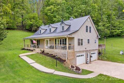 423 Cad Campbell Road, Bakersville, NC 28705