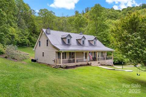 423 Cad Campbell Road, Bakersville, NC 28705