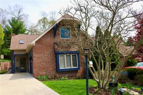 119 Green Commons Dr, Sackett, PA 15243