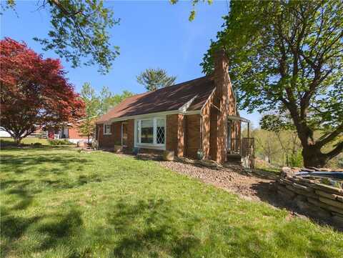 140 Bonnie View Dr, Pine Grv Mls, PA 15090