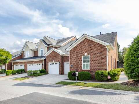 140 Villa Lake Drive, Fort Mill, SC 29708