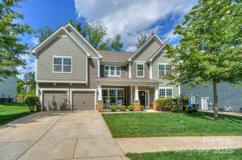 135 Canoe Pole Lane, Mooresville, NC 28117