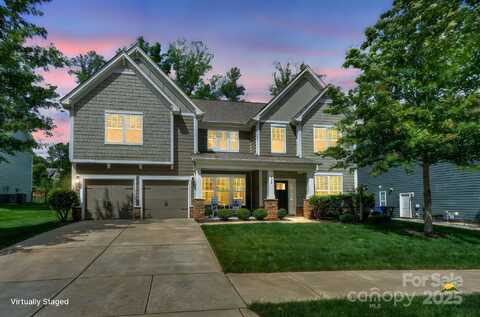 135 Canoe Pole Lane, Mooresville, NC 28117